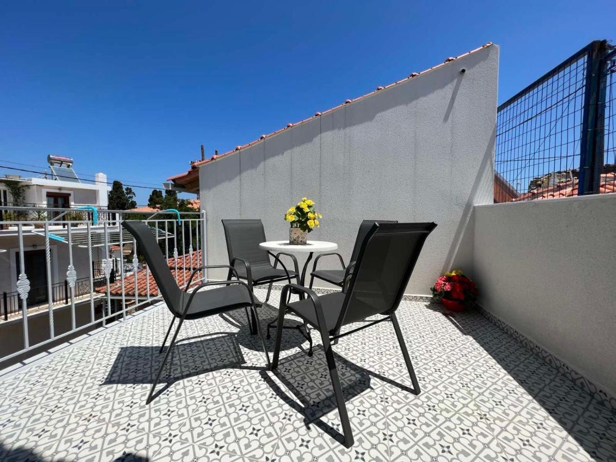 Vespista Boutique Apartment Skiathos Town Exterior photo