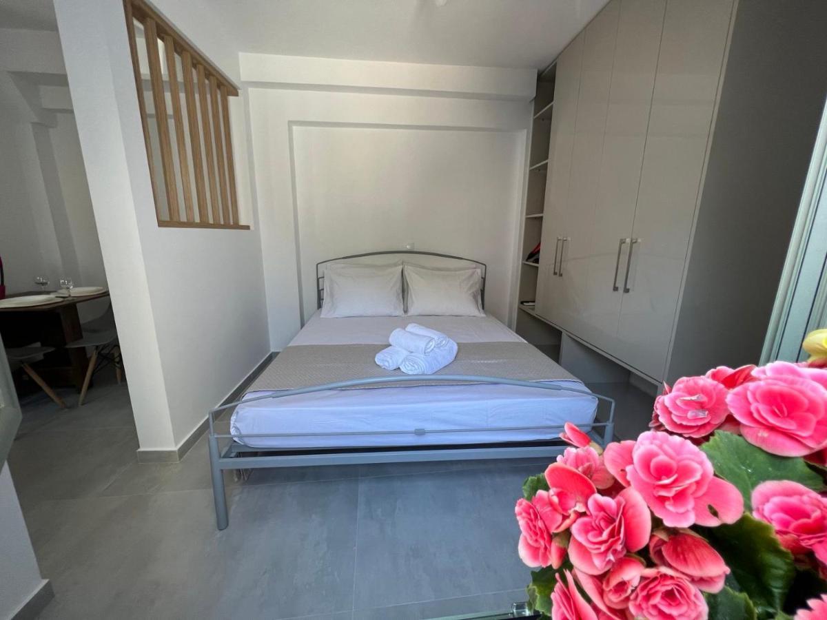 Vespista Boutique Apartment Skiathos Town Exterior photo