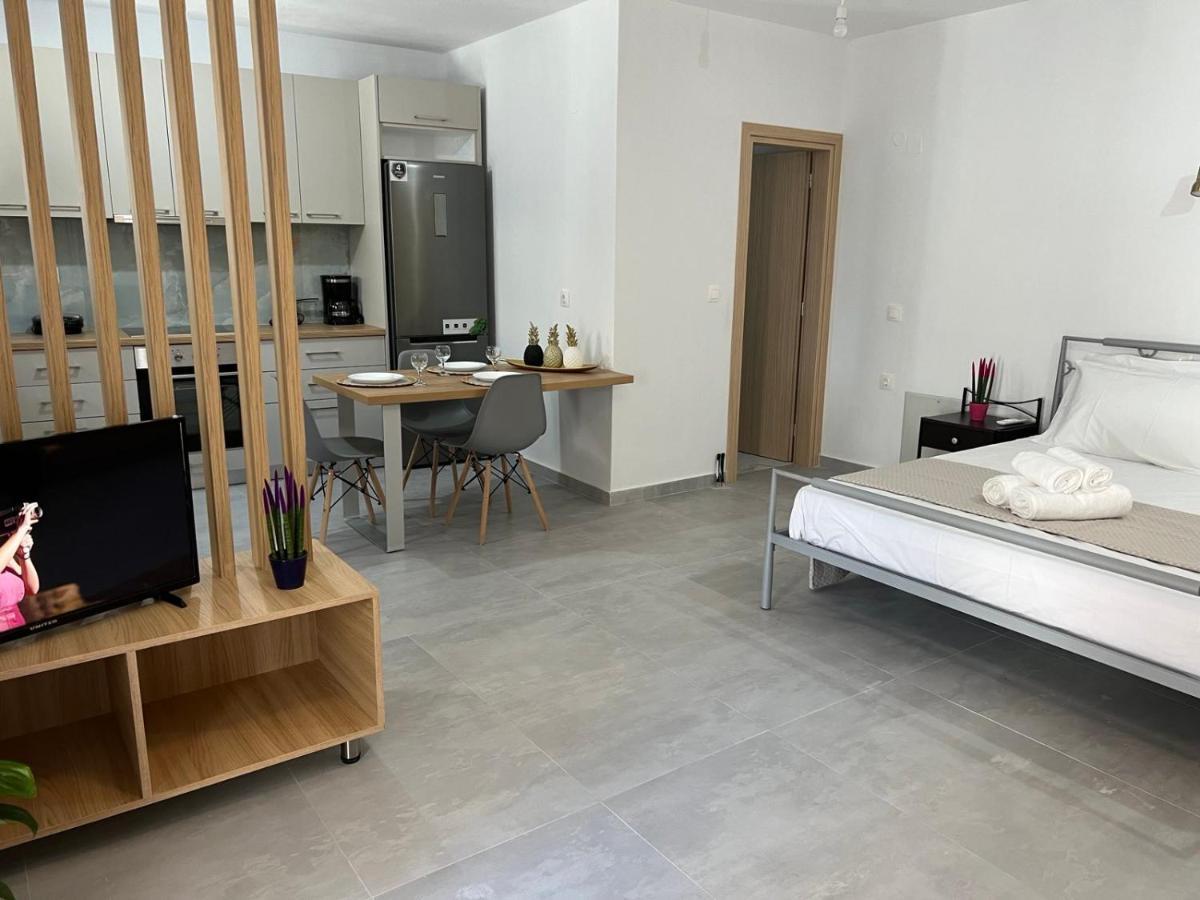 Vespista Boutique Apartment Skiathos Town Exterior photo