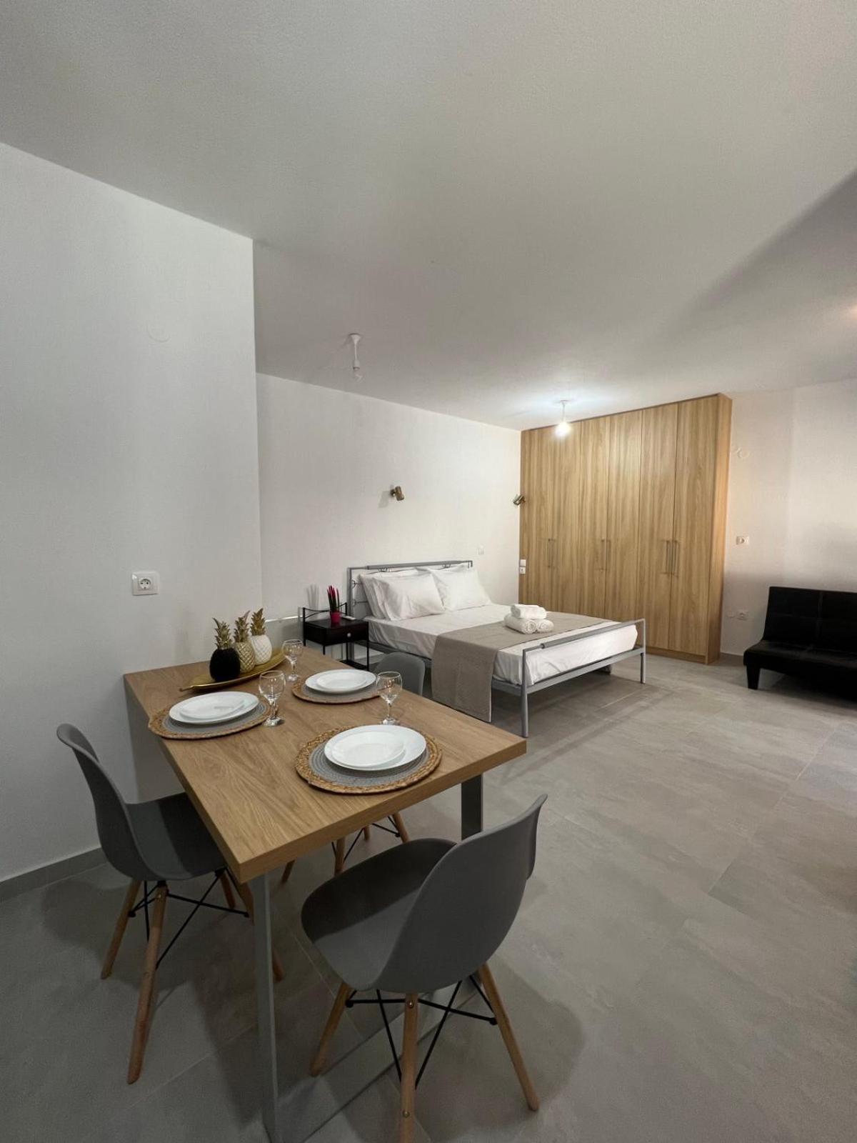 Vespista Boutique Apartment Skiathos Town Exterior photo